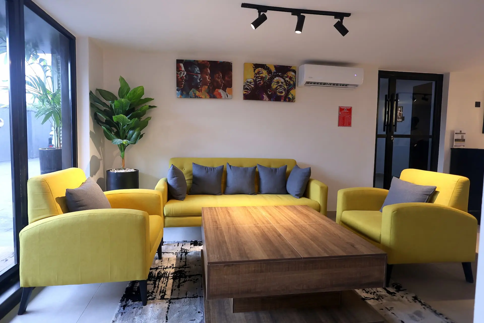 Five Clover Hotels Group gallery image 1 - Luxury hotel rooms and amenities in Lagos, Nigeria